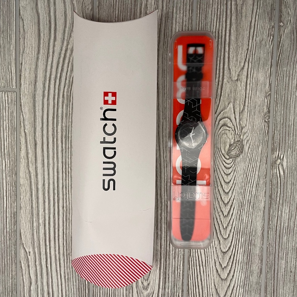 SWATCH CNOSSO SUOB161 Watch Black White